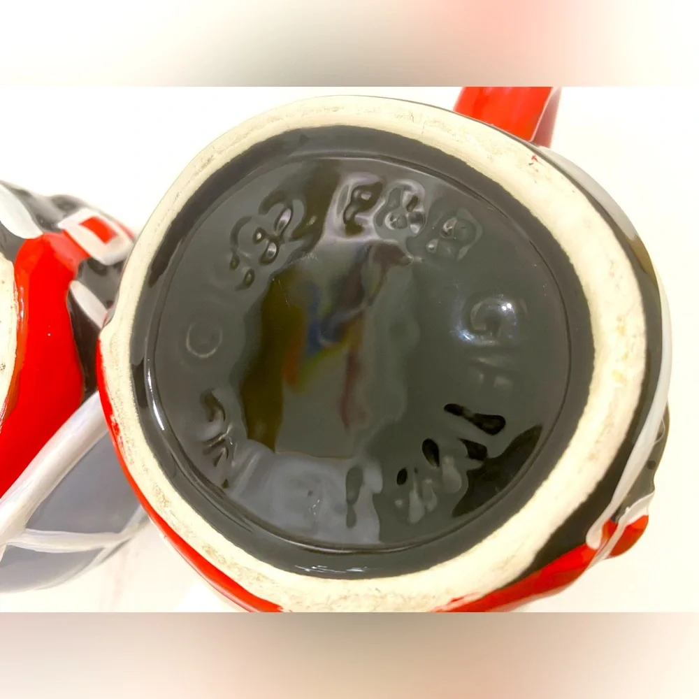 Vintage 1992 Handpainted Original E&B Giftware Ceramic Football Helmet Mugs (2) - Picture 7 of 8